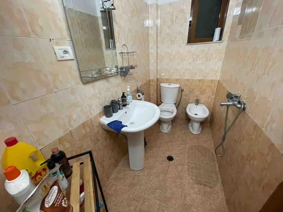 טיראנה Apartment In The City Center מראה חיצוני תמונה